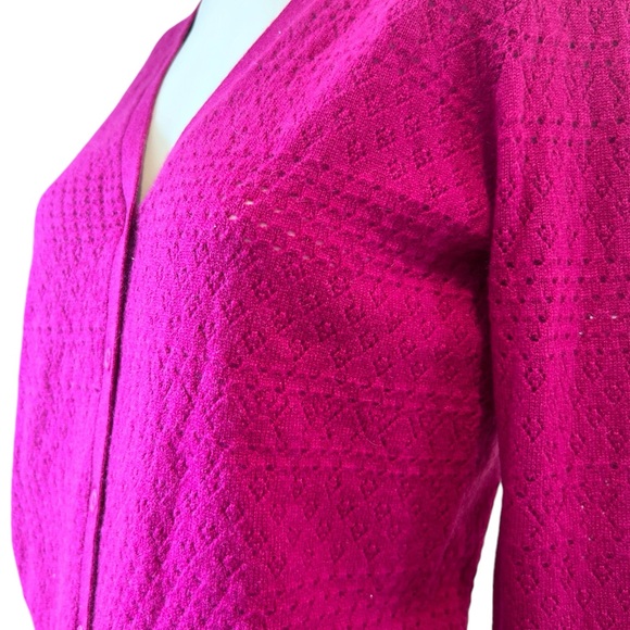 NWT 100% Cashmere Neiman Marcus Sweater - Picture 12 of 12